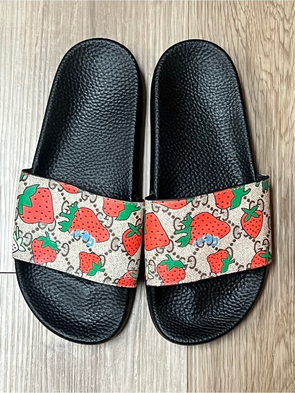Gucci Women’s Slides Size 6.5/7